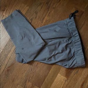 Lululemon On the Fly Pant FULL length size 6 EUC!